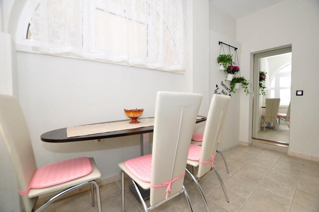 Apartments Gabi Omiš Dış mekan fotoğraf
