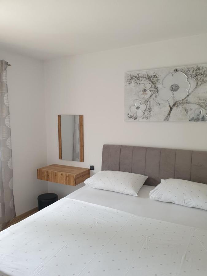 Apartments Gabi Omiš Dış mekan fotoğraf